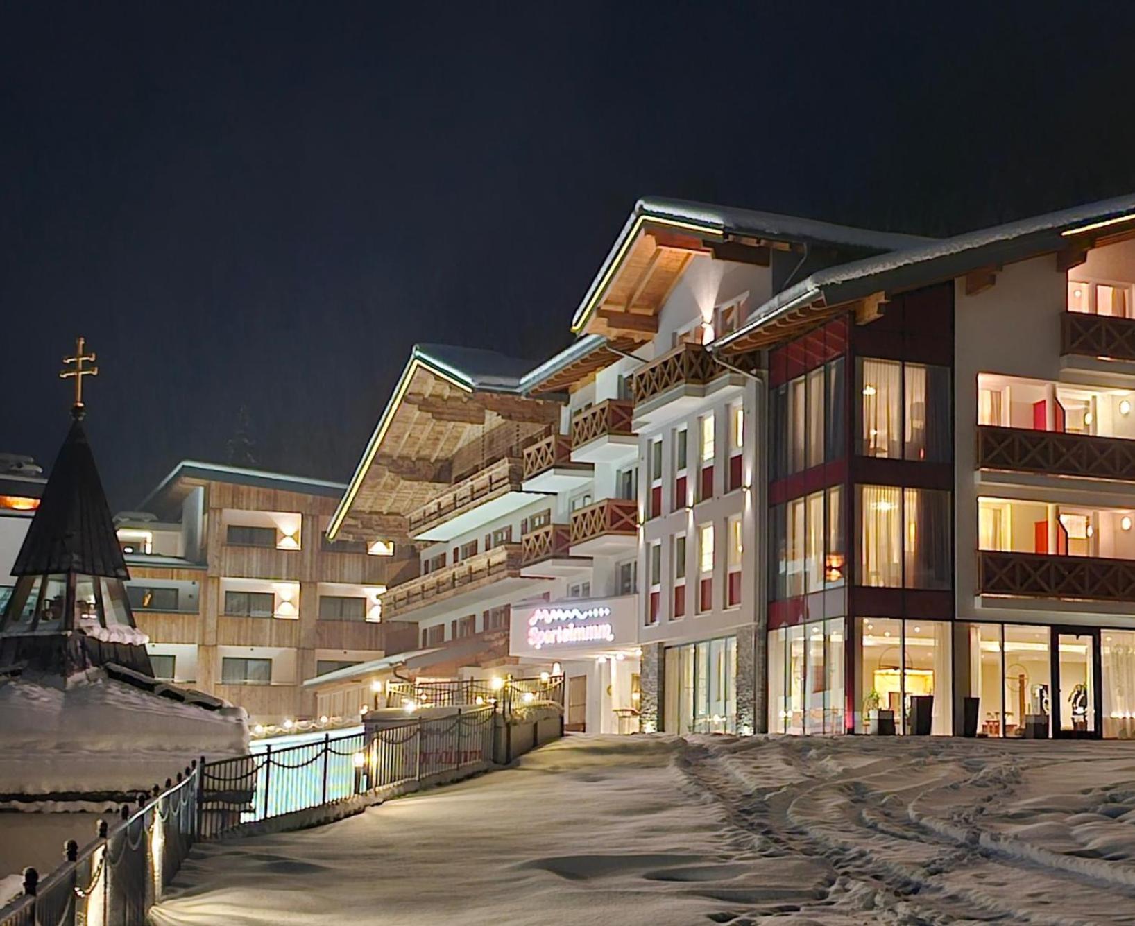 Hotel Sportalmmm, Hoch-Genuss (Adults Only) Zauchensee Ngoại thất bức ảnh